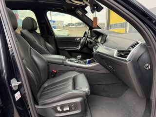 BMW X5 M-Sportpakett Facelift 3.0 195кВ