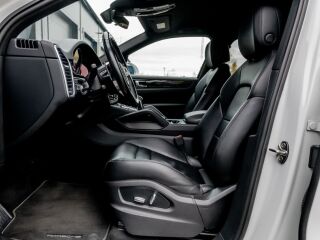 Porsche Cayenne 3.0 V6 250кВ