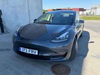 Tesla Model 3 Long Range AWD 153kW