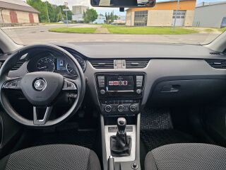 Skoda Octavia Ambition Plus 1.4 110кВ