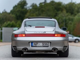Porsche 911 Carrera 4s 235kW