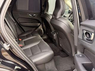 Volvo XC60 AWD B4 Inscription Facelift 2.0 kerghübriid 145kW