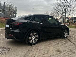 Tesla Model Y Long Range AWD 258kW