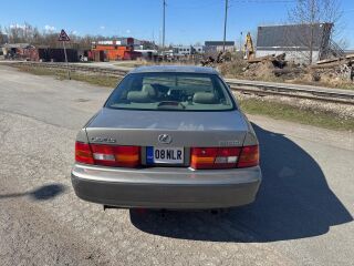 Lexus ES 300 3.0 149kW