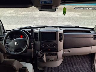 Volkswagen Crafter 2.5 R5 120кВ