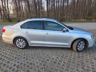 Volkswagen Jetta 1.2 77kW