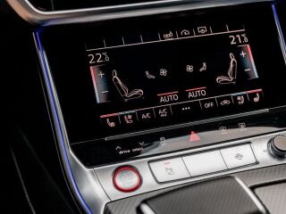 Audi RS 6 Avant Quattro Dynamic Plus 4.0 V8 TFSI 441кВ