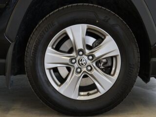 Toyota RAV4 Luxury Comfort Pakett 129kW