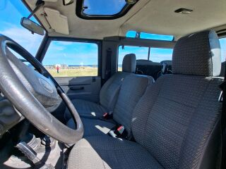 Land Rover Defender 2.5 83kW