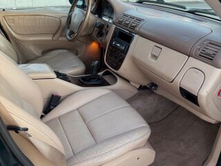 Mercedes-Benz ML 270 2.7 120kW
