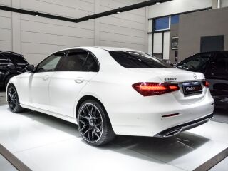 Mercedes-Benz E 220 4MATIC 2.0 143kW