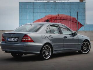Mercedes-Benz C 180 1.8 105kW