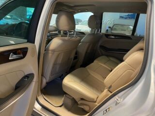 Mercedes-Benz GL 450 4.7 V8 Bi Turbo 270kW
