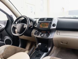 Toyota RAV4 4WD Executive Facelift 2.2 R4 D-4D 110kW