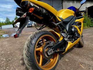 Yamaha YZF - R 1 R1 127kW