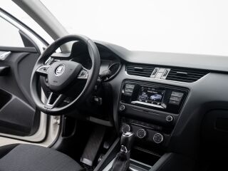 Skoda Octavia Combi 1.8 132kW