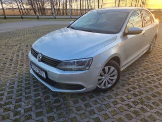 Volkswagen Jetta 1.2 77kW