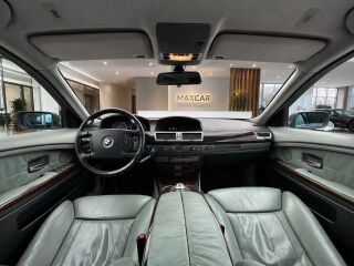 BMW 745 4.4 245kW