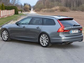 Volvo V90 2.0 140kW