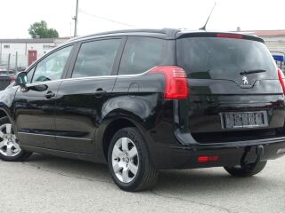 Peugeot 5008 Style Facelift 1.6 R4 HDi 84kW