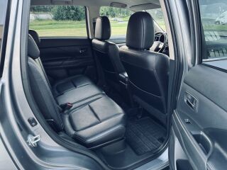 Mitsubishi Outlander Executive 4x4 7k 2.3 R4 TDi 110кВ