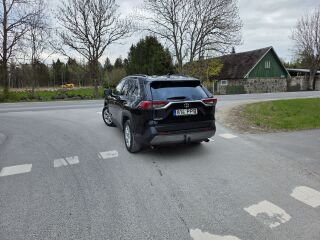 Toyota RAV4 Luxery 2.0 129kW