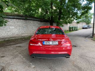 Mercedes-Benz CLA 180 1.6 90kW