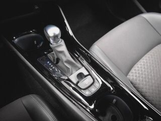 Toyota C-HR Hybrid Crossover Style 2.0 112kW