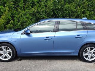 Volvo V60 Plug-in Hybrid AWD 2.4 D6 158kW