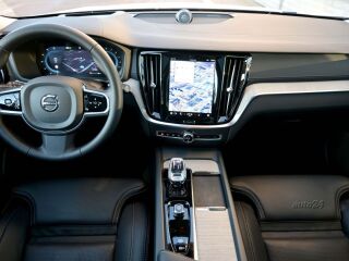 Volvo V60 Cross Country AWD LUXURY+ B&W ULTIMATE BRIGHT  2.0 B5 Kers mild Hybrid 184kW