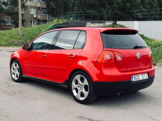 Volkswagen Golf GTI 2.0 R4 147кВ