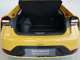 Toyota Prius Luxury Plug-In Hybrid 2.0 111кВ