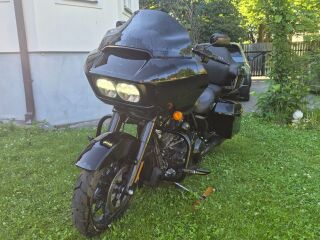 Harley-Davidson Road Glide FLTRX