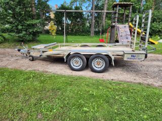 Tiki Treiler TT-2600/300DP