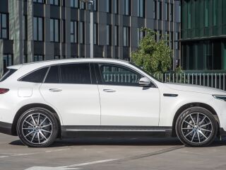 Mercedes-Benz EQC 400 AMG disain / designo / 145kW