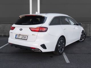Kia Ceed Sportswagon PHEV EX Plus 1.6 R4 GDi 77kW