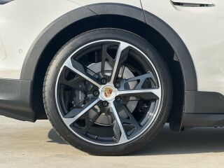 Porsche Taycan 4 Cross Turismo FL 320kW
