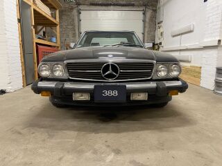 Mercedes-Benz SL 560 5.6 V8