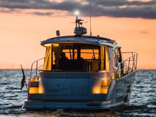 Marex 330 SCANDINAVIA 1 X DPI Volvo Penta D6-440hj