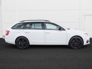 Skoda Octavia Combi vRS 2.0 R4 TDI 135kW