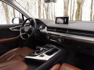 Audi Q7 S-line Quattro 3.0 200кВ