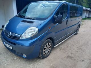 Opel Vivaro Long 2.5 107kW