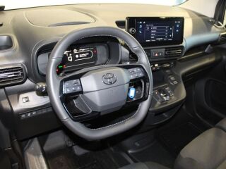 Toyota ProAce City Panel Van Long Electric Professional P 62kW