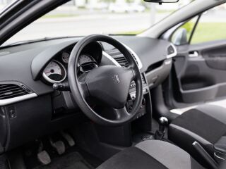 Peugeot 207 1.4 70kW