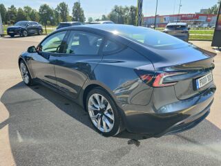 Tesla Model 3 Long Range Dual Motor 366kW