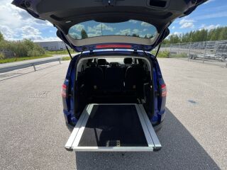 Ford S-MAX 2.0 103kW