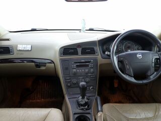 Volvo V70 Summum 2.4 D5 120kW