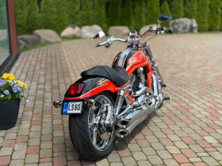 Harley-Davidson VRSCSE Screamin' Eagle CVO V-Rod V2 Revolution 92kW