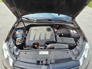 Volkswagen Golf 1.6 77kW