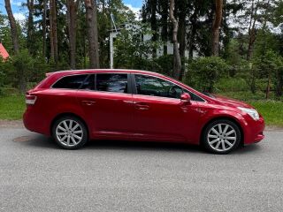 Toyota Avensis 2.2 110kW